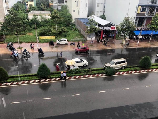 Nhân viên rửa xe tông chết người trong lúc hành nghề