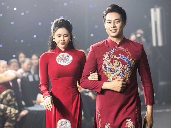 Thúy Diễm, Thanh Trúc và dàn mỹ nhân xinh đẹp trong show 'Dạm ngõ'