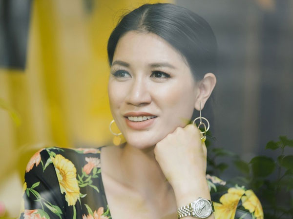 Trang Trần bất ngờ đăng trạng thái tâm trạng làm rộ lên nghi vấn trục trặc hôn nhân với chồng Việt kiều