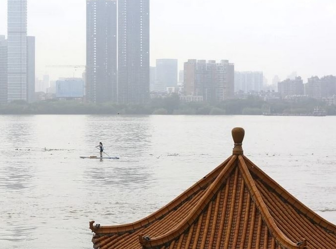 Trung Quốc phát cảnh báo lũ trên sông Trường Giang