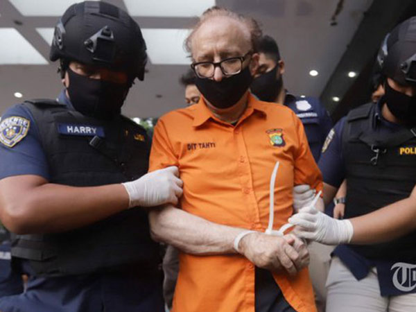 'Kẻ săn mồi' tình dục trẻ em gây rúng động Indonesia: Người đàn ông cao tuổi cưỡng hiếp 305 trẻ em chỉ bằng một chiêu thức đơn giản