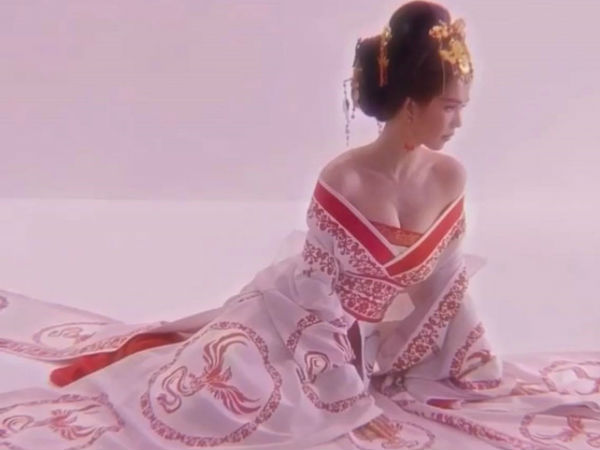 Ngọc Trinh bắt chước Phạm Băng Băng làm Võ Tắc Thiên, o ép vòng 1 đến ngộp thở