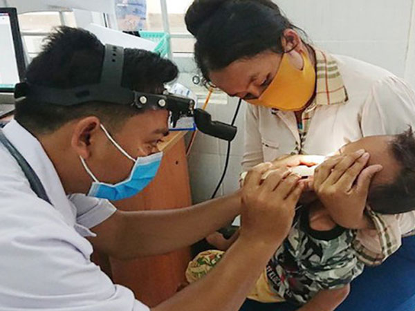 Bệnh bạch hầu hoành hành Tây Nguyên: Những bản cam kết lạ