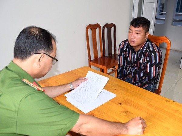 Vụ án 'Bộ xương trên gác mái': Con trai mất tích 10 năm, gia đình chờ đợi vô vọng, cuối cùng phát hiện bộ xương ở nhà bạn gái cũ
