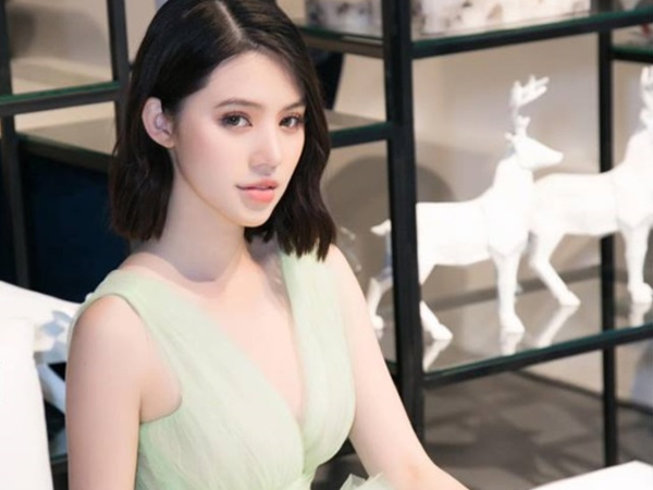 Hoa hậu con nhà giàu Jolie Nguyễn thông báo đóng tất cả các tài khoản mạng xã hội