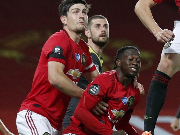 Maguire bị so sánh với David Luiz