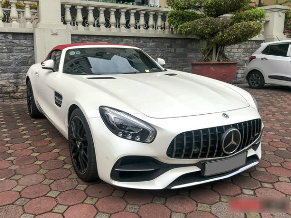 Mercedes-AMG GT Roadster hiếm gặp nhất nhì Việt Nam tái xuất Hà Nội sau 1 năm định cư Sài Thành