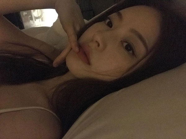 Gái xinh gây sốt với khoảnh khắc như sinh đôi với Jennie (BLACKPINK), hoá ra là 'người quen' có tận 1,5 triệu follow
