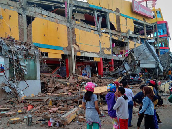 Indonesia trải qua 3 trận động đất mạnh 5 độ trong một ngày