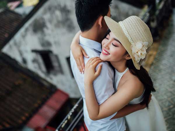Nếu đàn ông chủ động chia sẻ 3 'bí mật quan trọng' này, không nghi ngờ gì bạn chính là người 'ghim chặt' trong lòng anh ấy