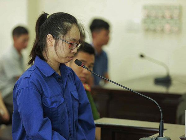 Người chị họ 'chết hụt' vì bị em gái đầu độc bằng trà sữa: 'Đến khi Trang bị bắt tôi mới biết chồng mình ngoại tình'