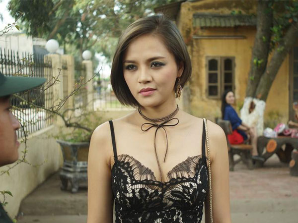 Giữa ồn ào Hoa hậu bán dâm, 'My Sói' Thu Quỳnh gây choáng khi công bố bảng giá đi khách ở động Thiên Thai