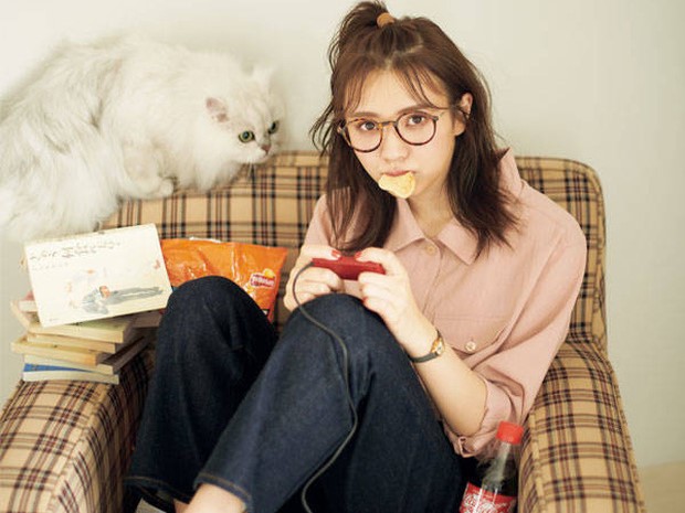 3 loại thực phẩm con gái ăn nhiều quá sẽ làm tăng tốc độ lão hóa da, nhanh già
