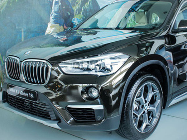 BMW X1 giảm kỷ lục hơn 300 triệu đồng, giá lần đầu chạm đáy 1,549 tỷ đồng tại đại lý