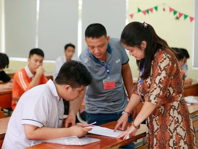 20 tỉnh thành kết thúc kỳ thi tuyển sinh vào lớp 10: Đề thi không khó, dự báo điểm chuẩn tăng