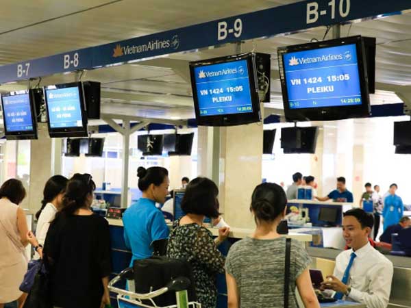 Sân bay Nội Bài dừng loa phát thanh thông tin chuyến bay