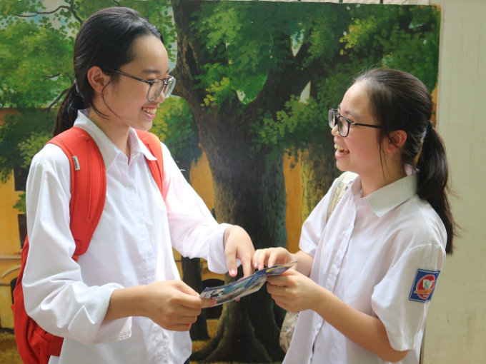 Vụ đổi địa điểm thi trong đêm: Sở nói lỗi do phòng, mong học sinh thông cảm