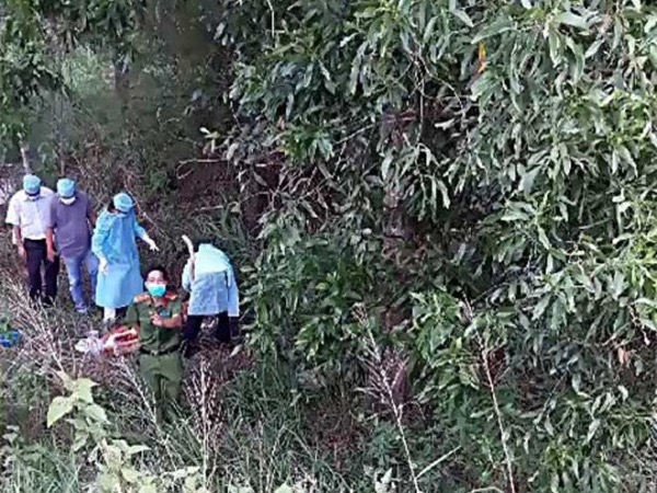 Ly kỳ thi thể cô gái trẻ trong đống cỏ 17 năm về trước