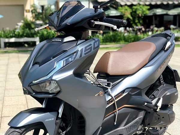 Honda Air Blade 2020 biển 12345 giá hơn 200 triệu đồng