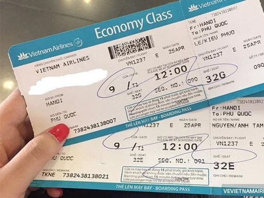 Sau đà giảm sốc, vé máy bay bất ngờ tăng giá gấp đôi
