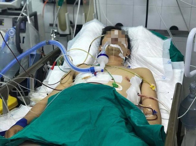 Vụ tài xế Grab bị cướp đâm 6 nhát trọng thương: Nạn nhân qua cơn nguy kịch, vẫn chưa bắt được nghi phạm