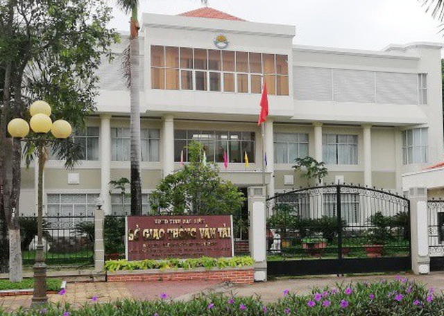 Không thực hiện cách ly, 2 Phó Giám đốc Sở Giao thông Vận tải Bạc Liêu bị kỷ luật cảnh cáo