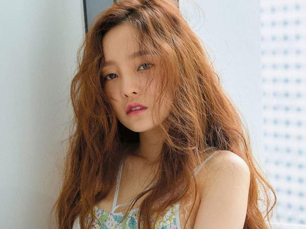 Hé lộ loạt tình tiết mới về gia đình Goo Hara: Bố tố mẹ ngoại tình, bỏ rơi con cái, mẹ phản pháo lại bằng cáo buộc gây sốc, đáng chú ý là cuốn nhật ký của nữ idol