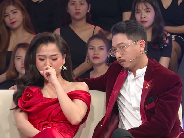 Hứa Minh Đạt xin lỗi Lâm Vỹ Dạ sau 10 năm chung sống