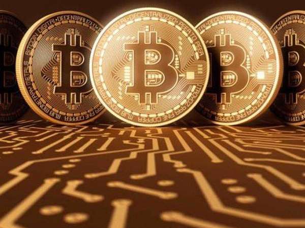 Thượng úy công an chiếm đoạt tiền của bị can mua Bitcoin
