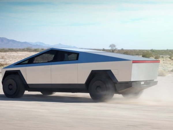 Tesla nung thép để tạo màu cho xe bán tải