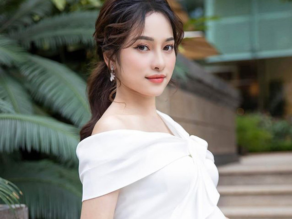 Liên tục khoe ảnh bầu bí trong thời gian thai kỳ nhưng vẫn bị người lạ nhắn tin cưa cẩm, bà xã Dương Khắc Linh có phản ứng đáng chú ý
