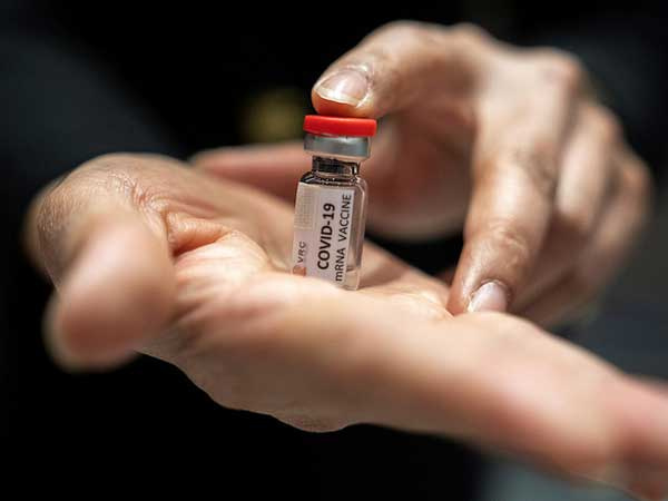 Thái Lan dự kiến bán vaccine Covid-19 giữa năm sau