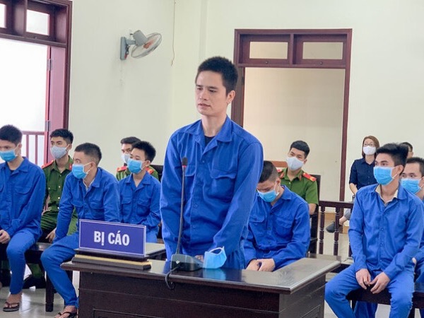 Nhóm đua xe khiến hai chiến sĩ hy sinh bị xét xử