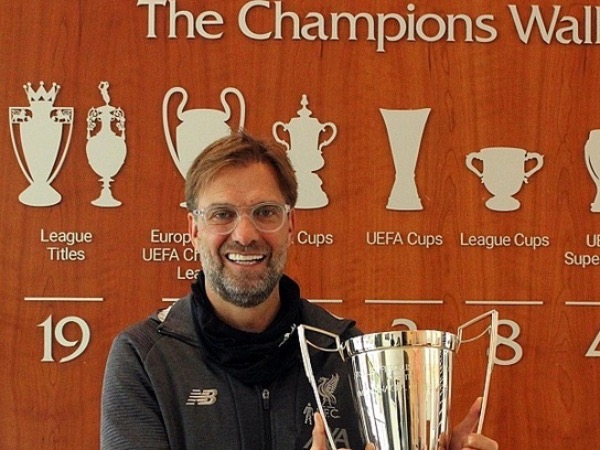 Klopp giành giải HLV hay nhất mùa
