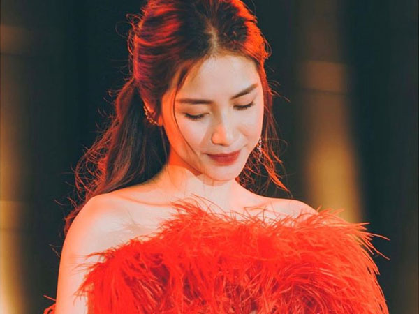 Lan truyền tin giả về dịch Covid-19, Hòa Minzy chủ động đóng phạt cho Sở Văn hóa theo quy định