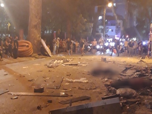 Hà Nội: Sập giàn cẩu kính khiến 3 người tử vong, 1 người bị thương phải cấp cứu