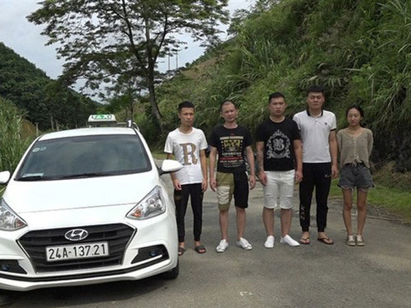 Nhóm người Trung Quốc được người Việt đưa vượt biên sang Lào Cai đi vào TP.HCM như thế nào?