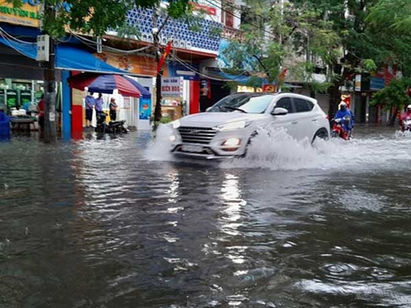 Hải Phòng hoãn phun hóa chất khử khuẩn đường phố