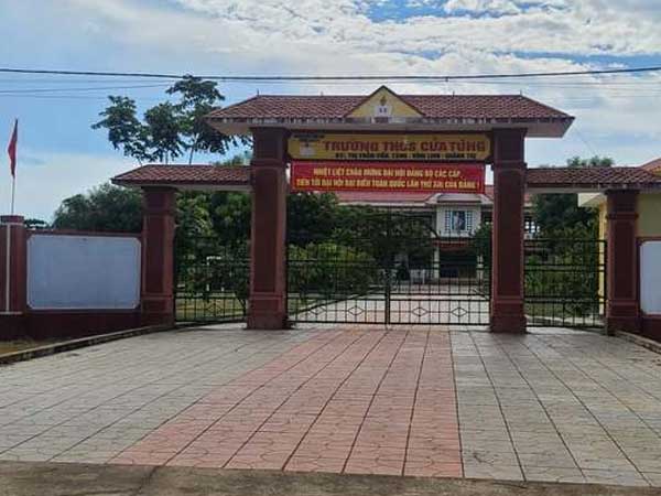 Hiệu trưởng ở Quảng Trị bị tố quan hệ bất chính với đồng nghiệp