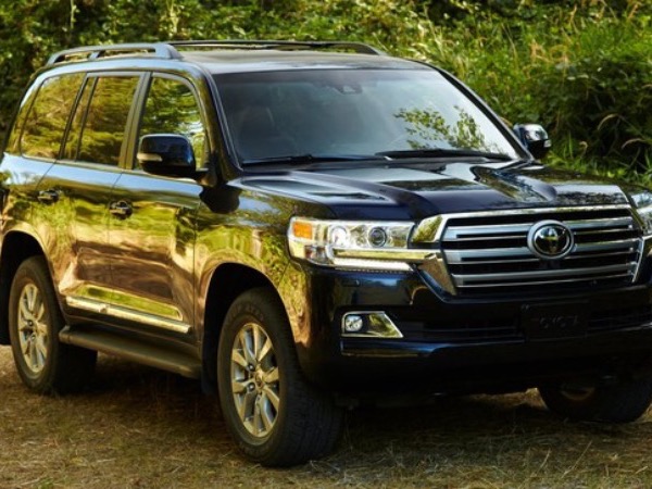 Toyota Land Cruiser Heritage Edition 2021 trình làng, giá từ 2 tỷ đồng