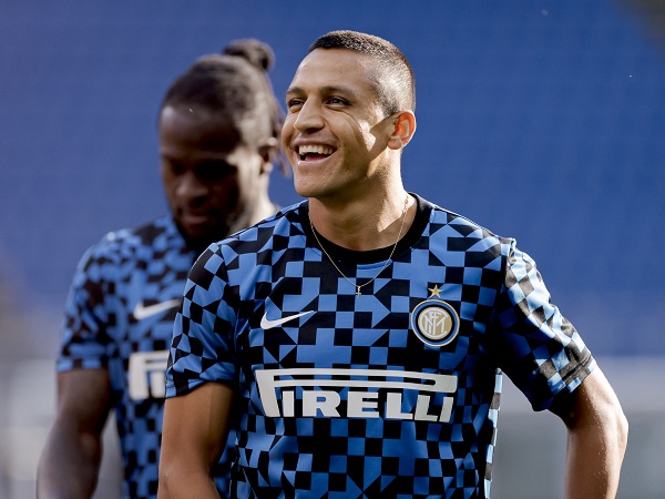 Inter Milan đạt thỏa thuận mua đứt Sanchez từ MU