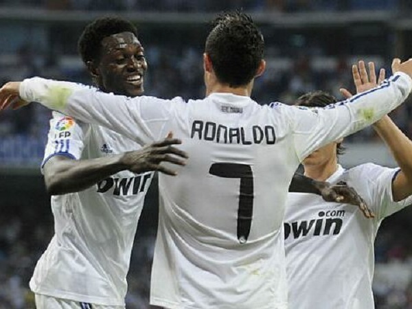 Adebayor: 'Real cần Ronaldo để loại Man City'