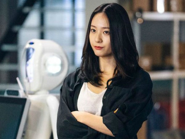 Chị dâu bầu vượt mặt còn tham công tiếc việc, ngày nào cũng trở về lúc nửa đêm, tôi nhắc nhở lại còn vênh mặt: Không nuôi thì đừng quản!