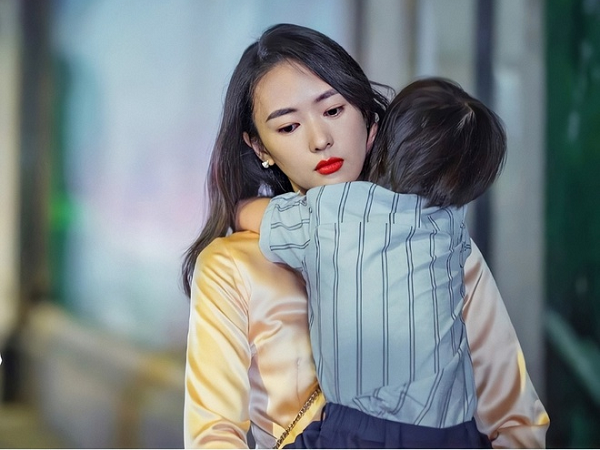 Phim hot '30 chưa phải là hết': Đau đớn nhất là khi con trai Cố Giai biết bố mẹ ly hôn liền nói 'nếu như con chọn bố thì sao?'