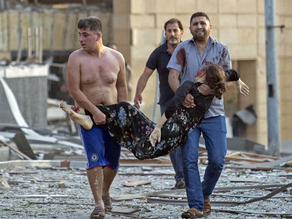 Lebanon và câu chuyện tình người nở rộ: Giữa thảm họa, người dưng cũng hóa người thương