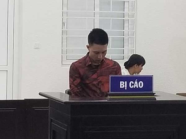 Nữ chủ nhà đưa mật khẩu, người thân vào nhà khoắng tiền tỷ