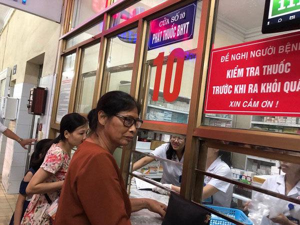 Dùng thẻ BHYT của người tử vong đi khám bệnh