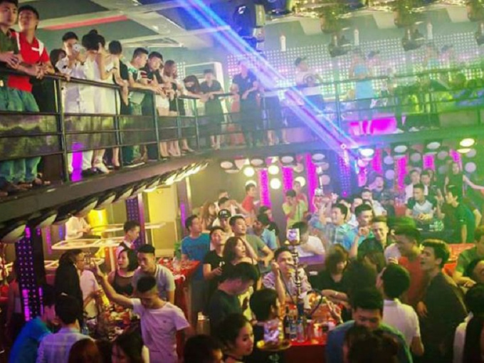 Thanh Hóa có ca bệnh số 748, cho dừng karaoke, matxa, vũ trường