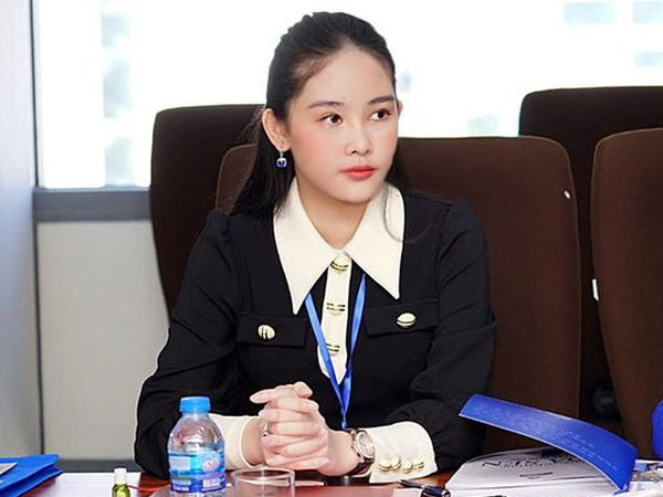 Không chỉ Lê Âu Ngân Anh, loạt sao Vbiz cũng từng là giảng viên: Đều gây tranh cãi, thay đổi 180 độ sau quá trình giảng dạy