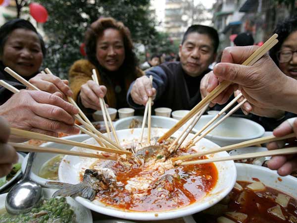 Loại ung thư mà 'người giàu' và 'người nghèo' dễ mắc nhất là gì? Câu trả lời sẽ khiến bạn phải thay đổi thói quen sống gấp